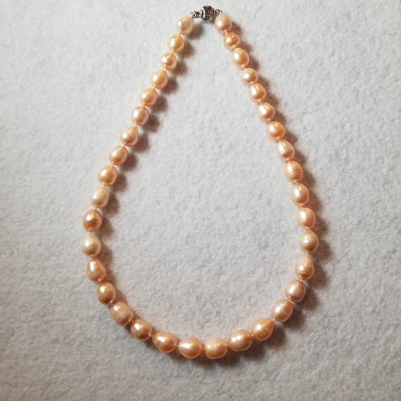 Jewelry - REAL 11mm Peach Pearl Strand